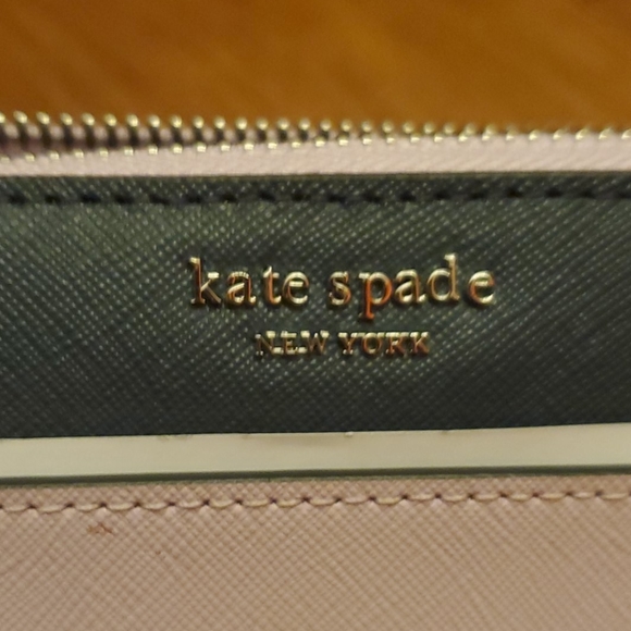 Kate Spade ♠️ large continental wallet 578 - Picture 2 of 12